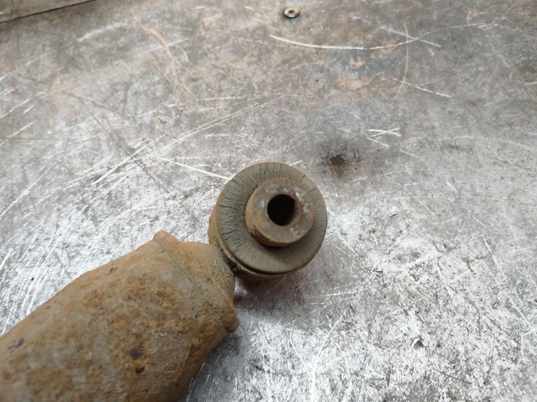 Амортизатор задний правый L2K3GM Peugeot 307 купить