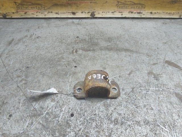 Крепление втулки стабилизатора FAN89O Volkswagen Jetta