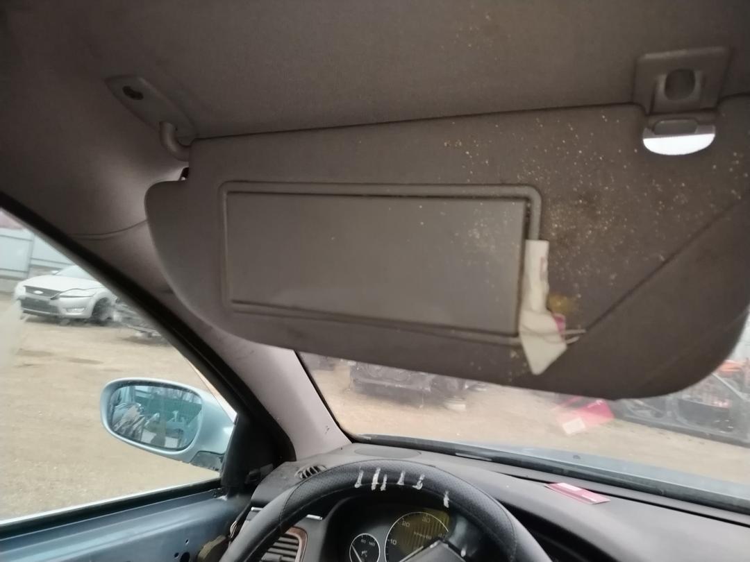 Козырек солнцезащитный 15N8KG Peugeot 607