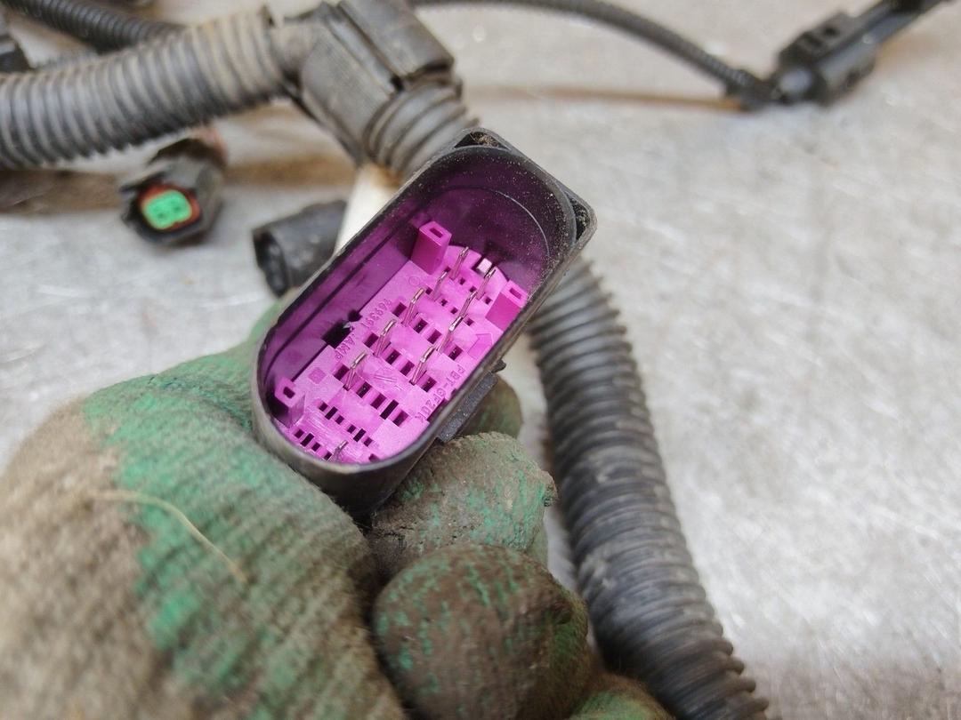 Проводка двигателя QD5WV9 Skoda Fabia купить с доставкой