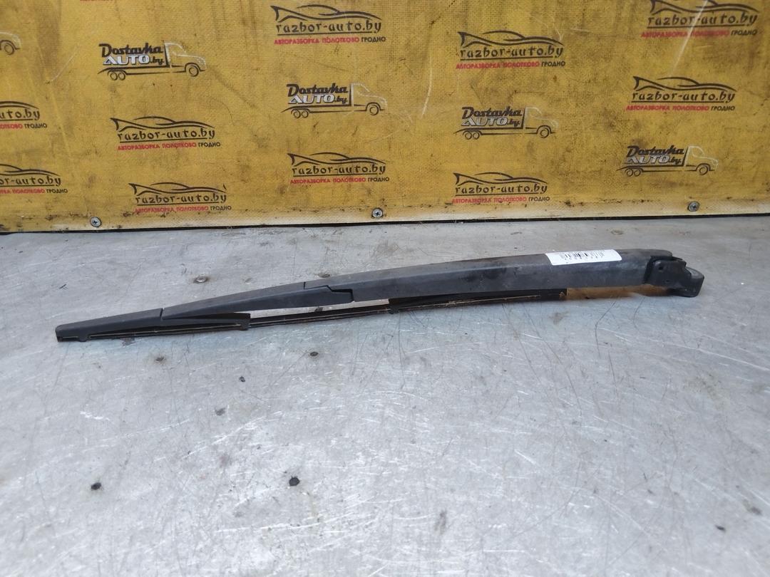 Щеткодержатель задний MMW86R Toyota Avensis - Фото 4