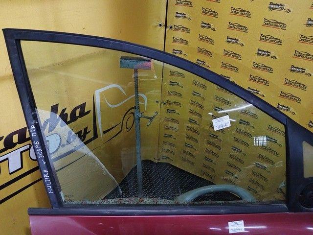 Стекло двери передней правой J8OLMM Fiat Multipla купить с доставкой