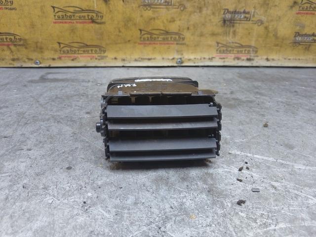 Дефлектор обдува салона K19LH9 Toyota Avensis