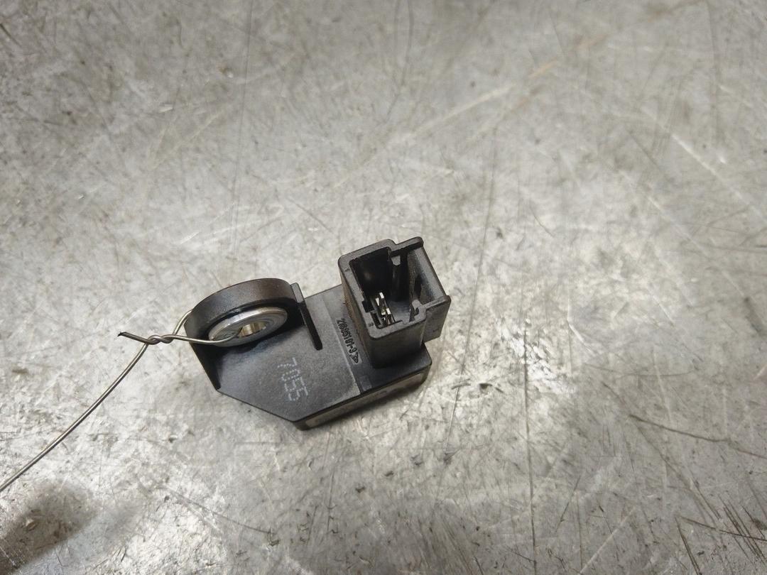 Датчик удара 8DFDH5 Citroen C4 купить