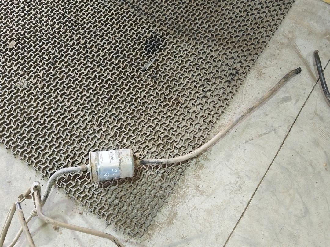 Трубка топливная YQNM63 Audi A4 - Фото 2