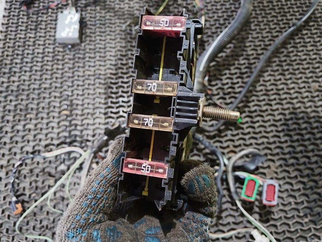 Проводка Y18XLJ Peugeot Partner undefined