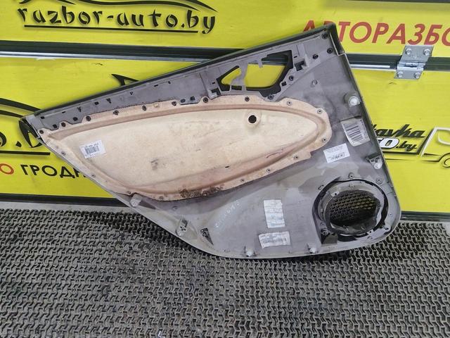 Обшивка двери задней правой (дверная карта) AM9RIX Citroen C5 купить