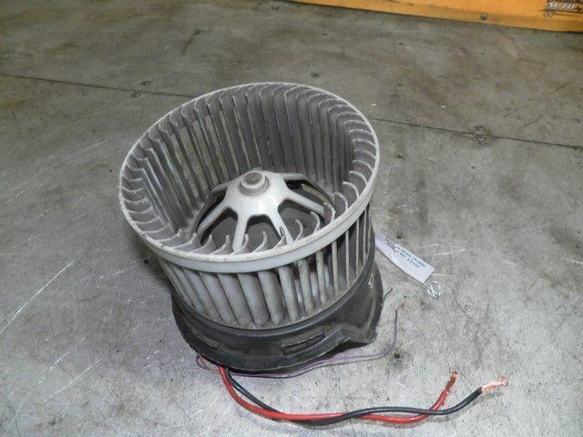 Моторчик печки LPJ8QU Peugeot 407