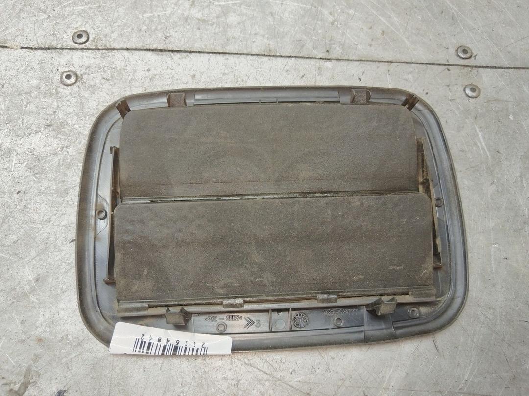 Решетка вентиляции кузова OKFPEY Citroen Xsara Picasso - Фото 2