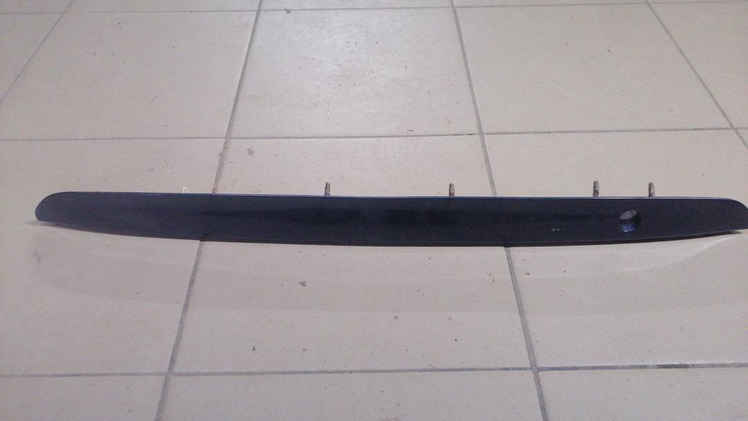 Накладка подсветки номера T1OYTD Toyota Corolla - Фото 1