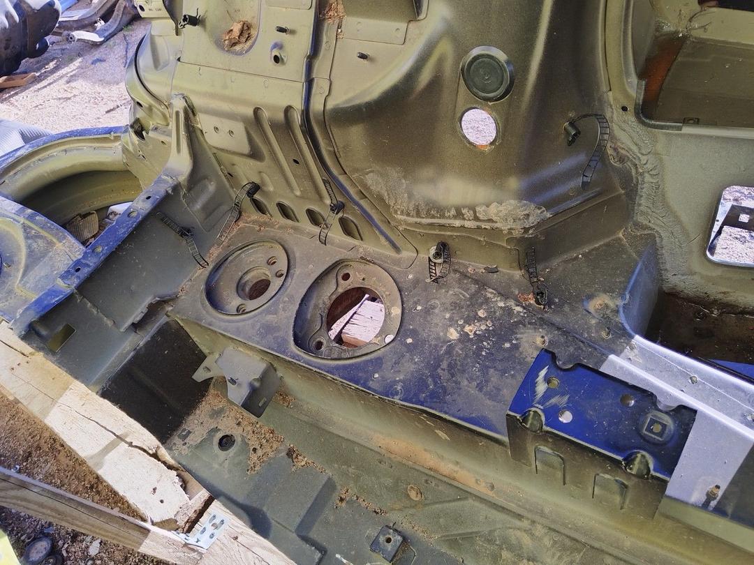 Крыло заднее правое YAGCK9 BMW X5 E53 - Фото 16