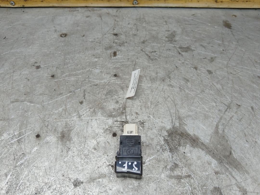 Кнопка подогрева лобового стекла WGCU9B Subaru Forester купить