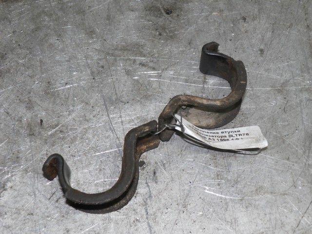 Крепление втулки стабилизатора 0LTR78 Audi A3 - Фото 1