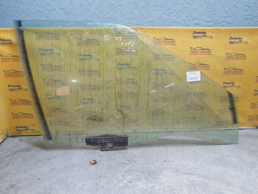 Стекло двери передней правой VE1584 Audi 80