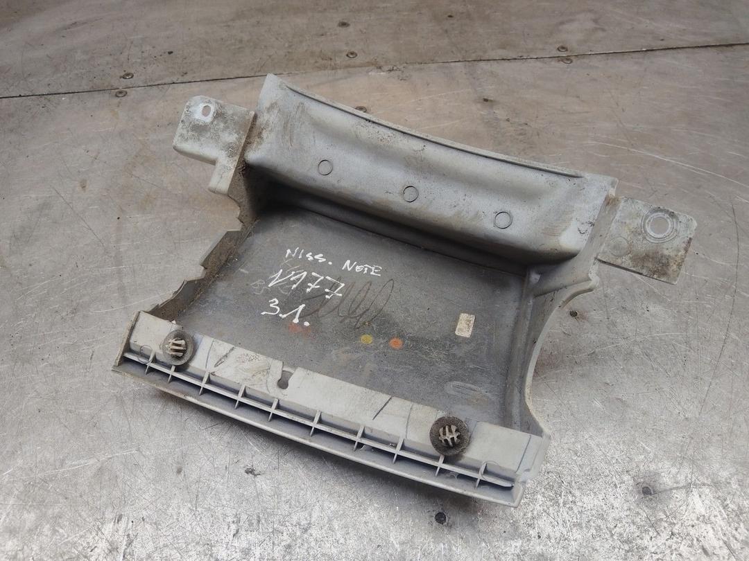 Накладка под фонарь левый GV2FWP Nissan Note купить