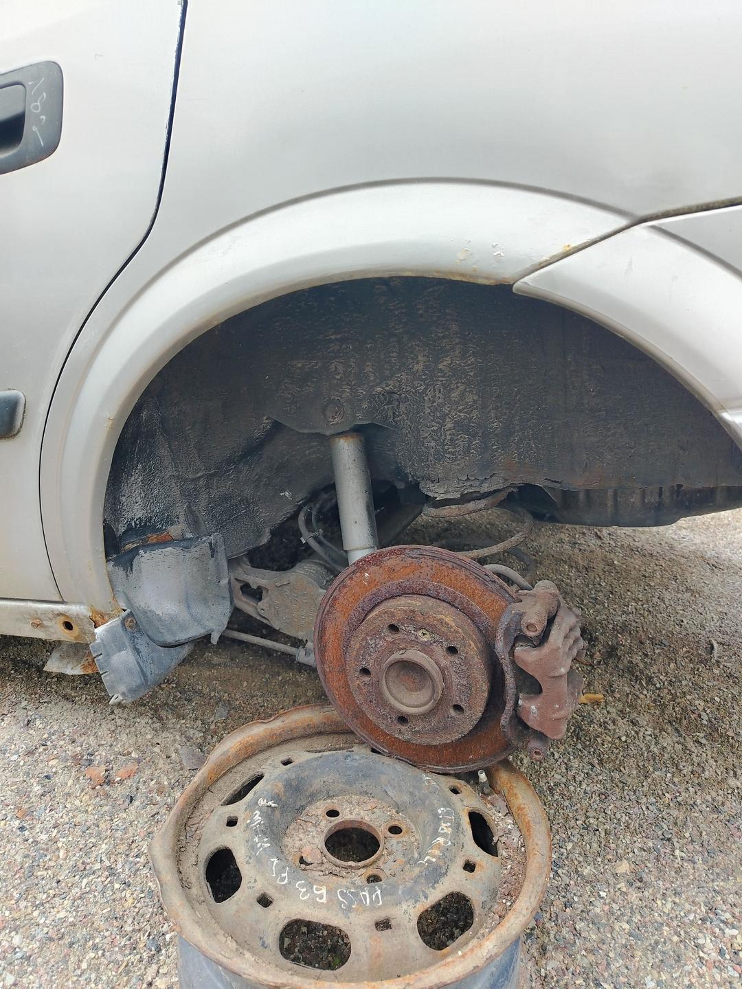 Ступица задняя левая FX8378 Opel Astra