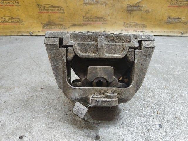 Подушка крепления двигателя KFUJHQ Volkswagen Bora купить на авторазборке