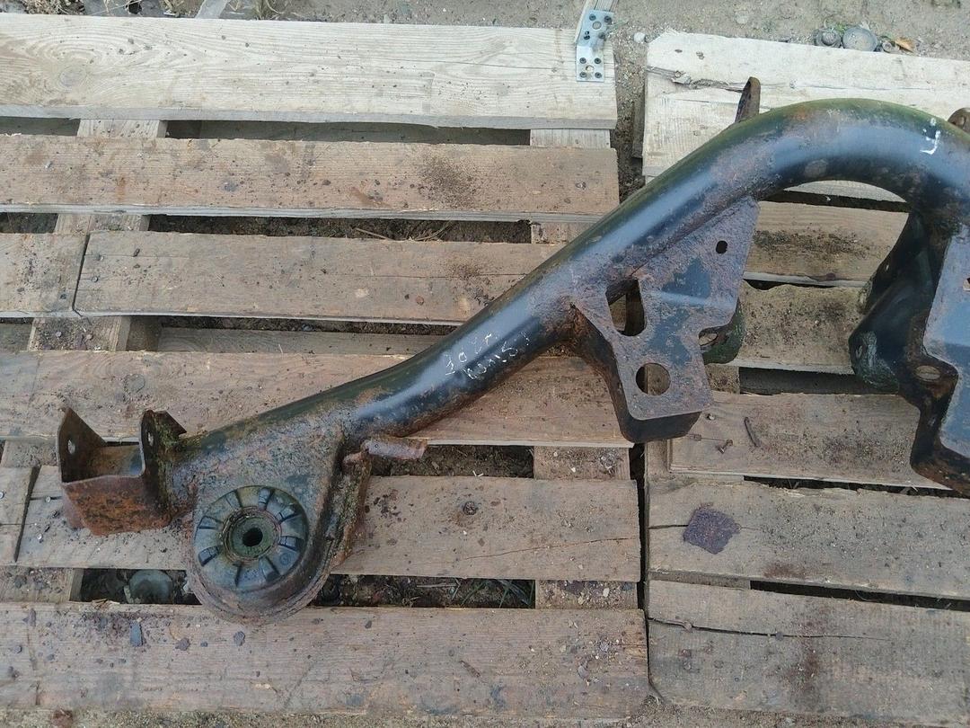 Балка подвески задняя 7B1010 Ford Sierra купить на авторазборке