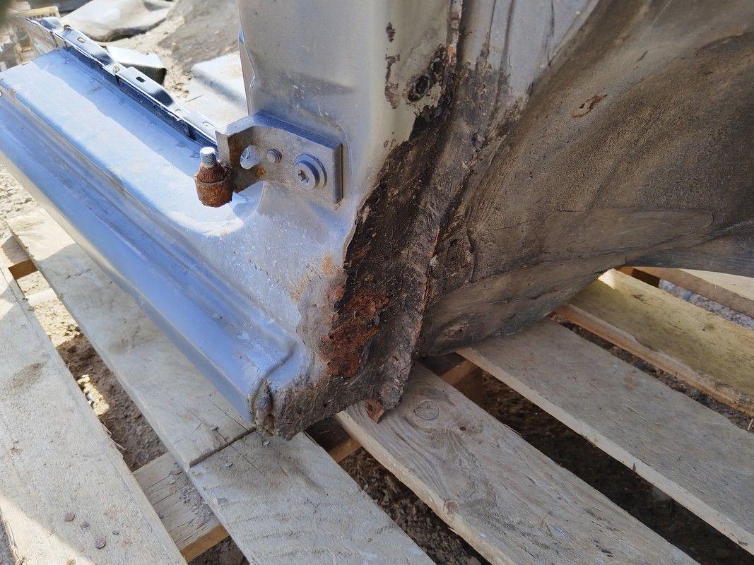 Стойка кузовная передняя правая 49XNL9 Skoda Fabia купить с доставкой