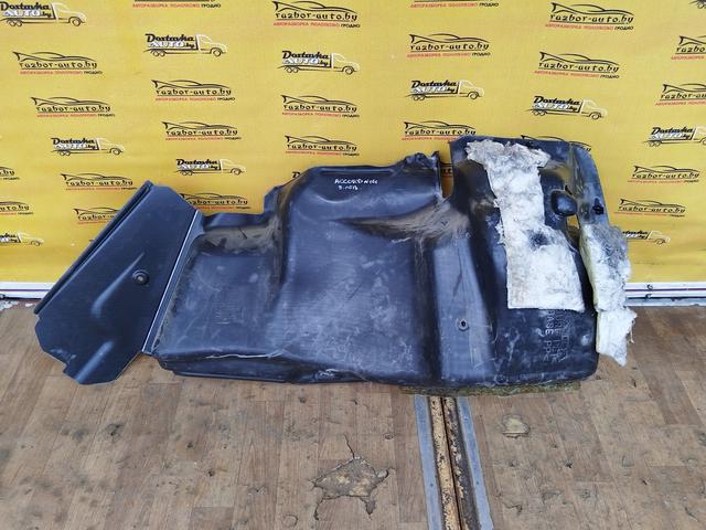 Обшивка багажника 6ROE61 Honda Accord купить на авторазборке