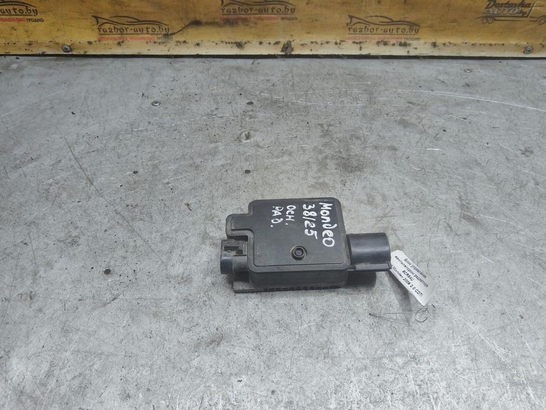 Блок управления вентилятором радиатора 8CR54U Ford Mondeo купить