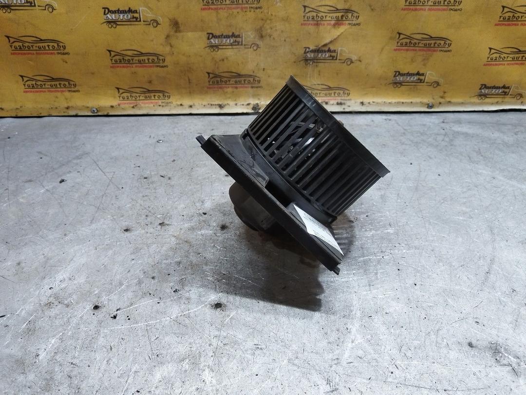 Моторчик печки JHK7M0 Seat Toledo купить