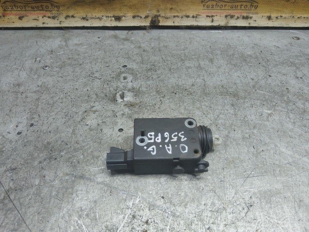 Активатор замка багажника 6KHMCG Opel Astra - Фото 1