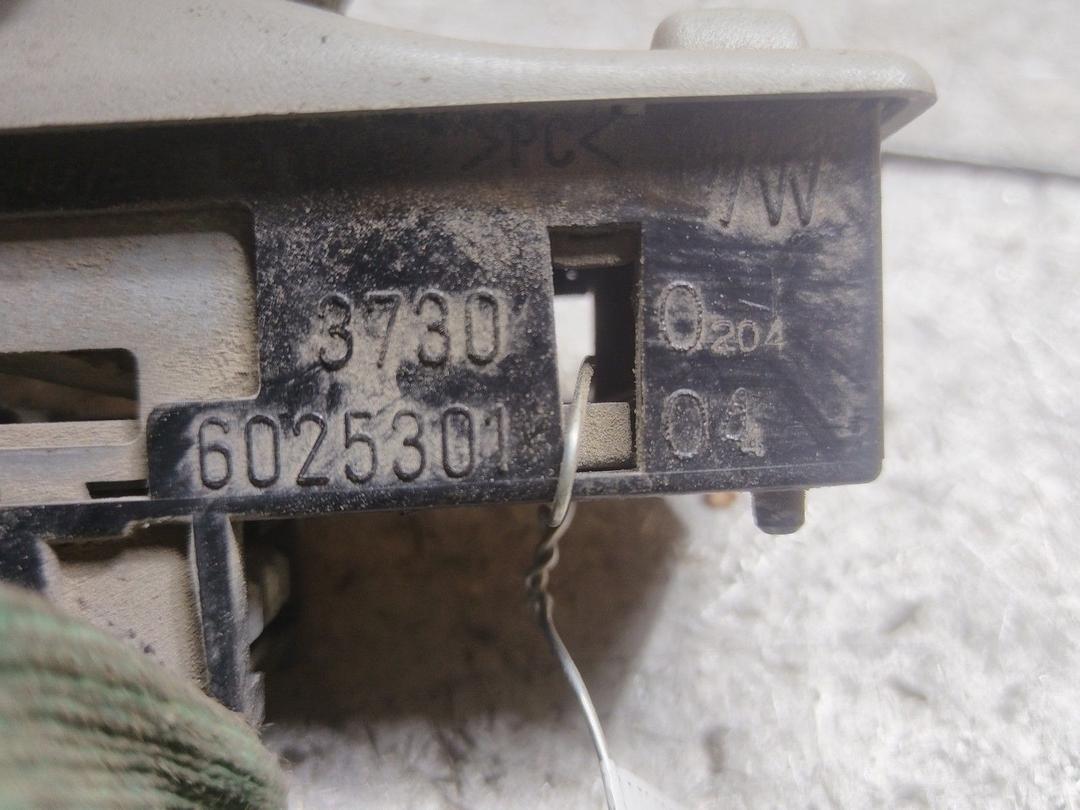 Подсветка салона 9Q7XW9 Renault Espace купить в магазине запчастей бу