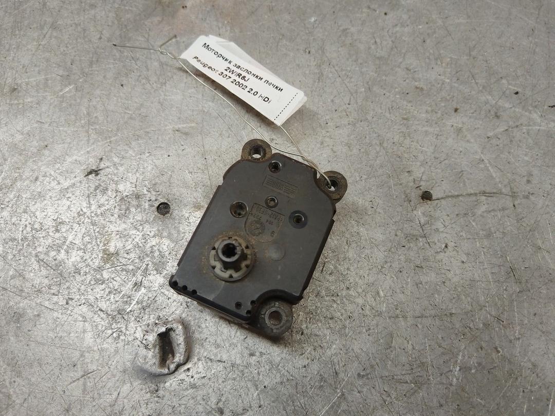 Моторчик заслонки печки 2WIR6J Peugeot 307 купить