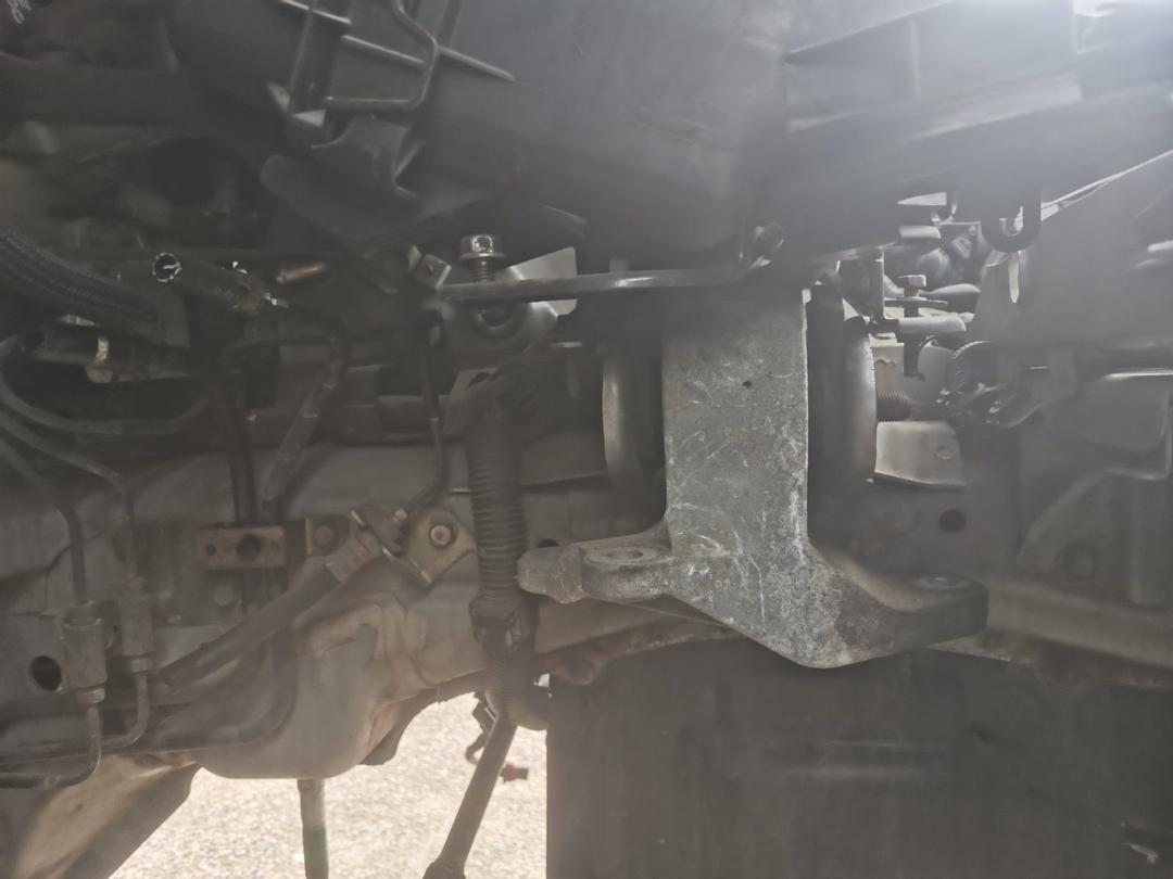 Подушка крепления КПП VGKXKP Mitsubishi Grandis