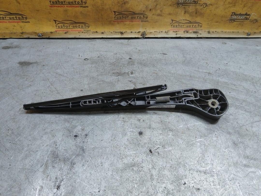 Щеткодержатель задний 1WERG0 Renault Scenic купить с доставкой