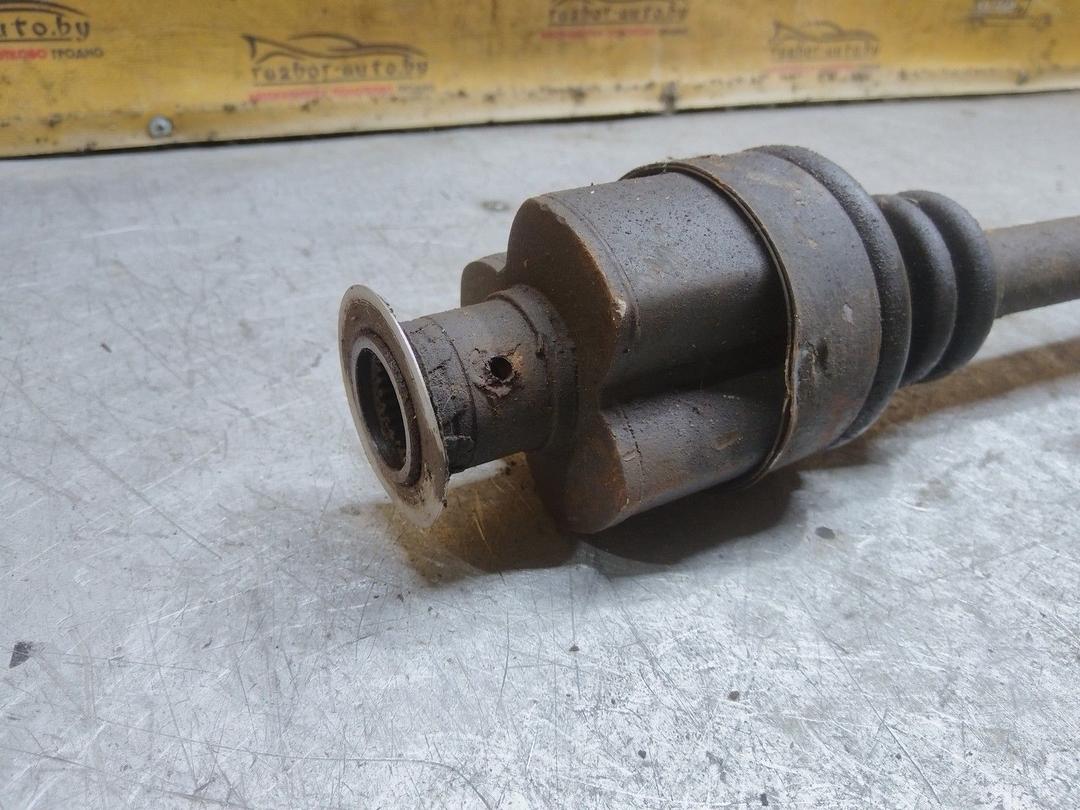 Полуось передняя правая (приводной вал, ШРУС) 0K4E1L Renault Scenic купить в магазине запчастей бу