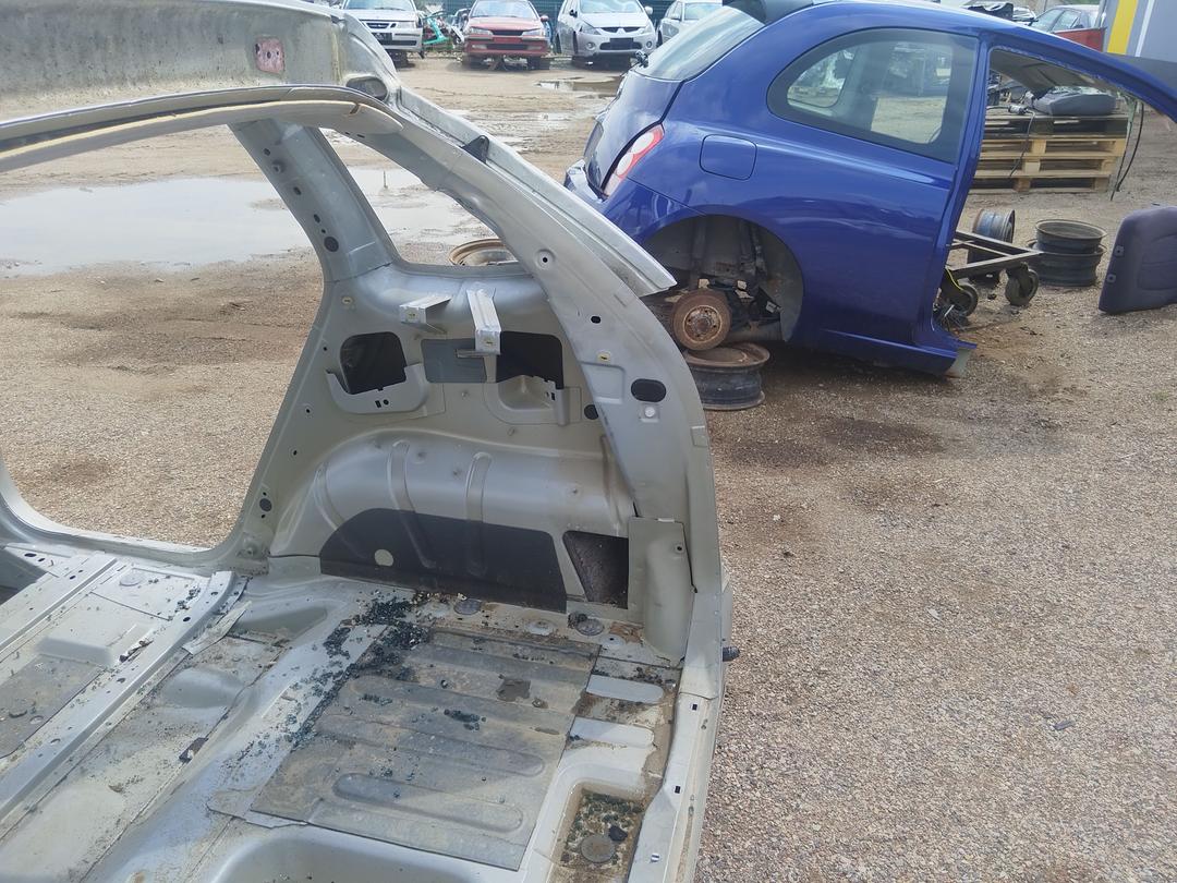 Крыло заднее правое 93M7U7 Citroen C4 Picasso купить на авторазборке