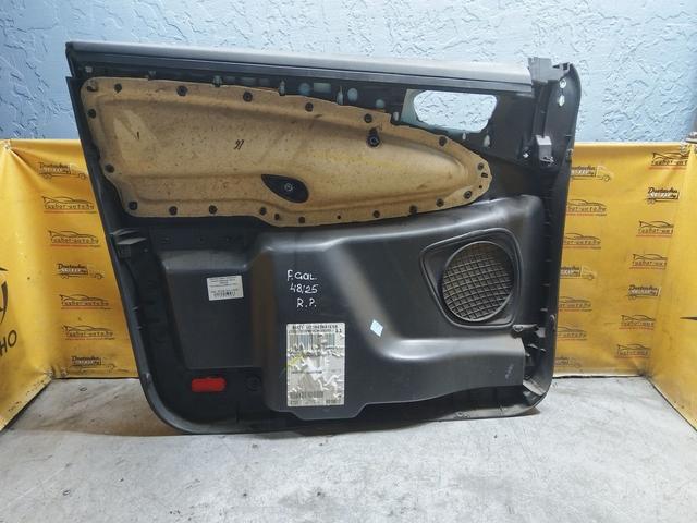 Обшивка двери передней правой (дверная карта) VNKUO8 Ford Galaxy купить на авторазборке