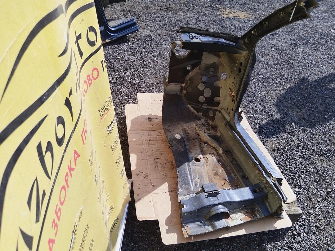 Стойка кузовная передняя правая 8GJ83Q Volkswagen Passat купить в магазине запчастей бу