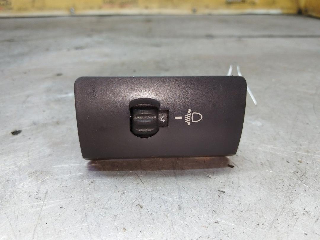 Кнопка регулировки фар A56PGD Renault Safrane