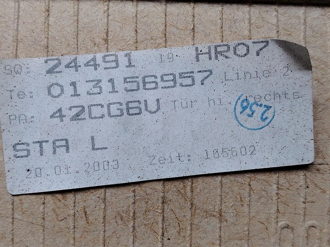 Обшивка двери задней правой (дверная карта) 8K1H23 Opel Zafira - Фото 7