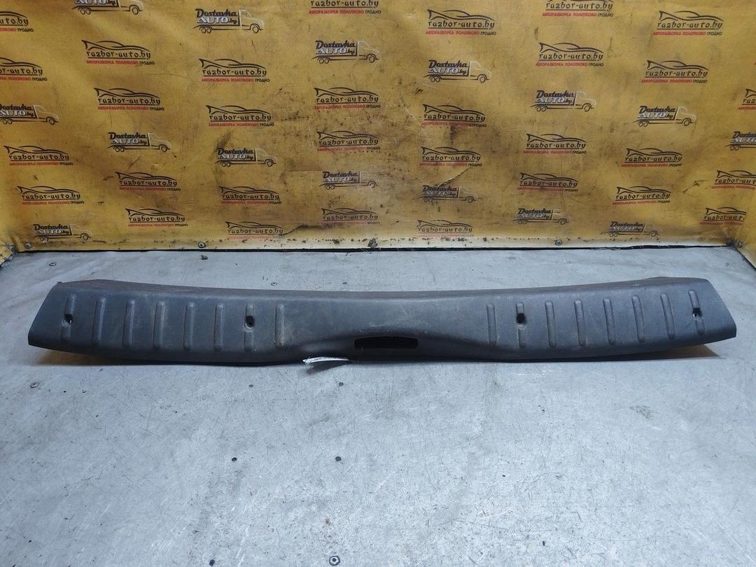 Накладка замка багажника 4BU76D Citroen C3