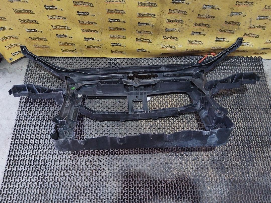 Передняя панель крепления облицовки (телевизор) LRQGWM Volkswagen Polo купить на авторазборке