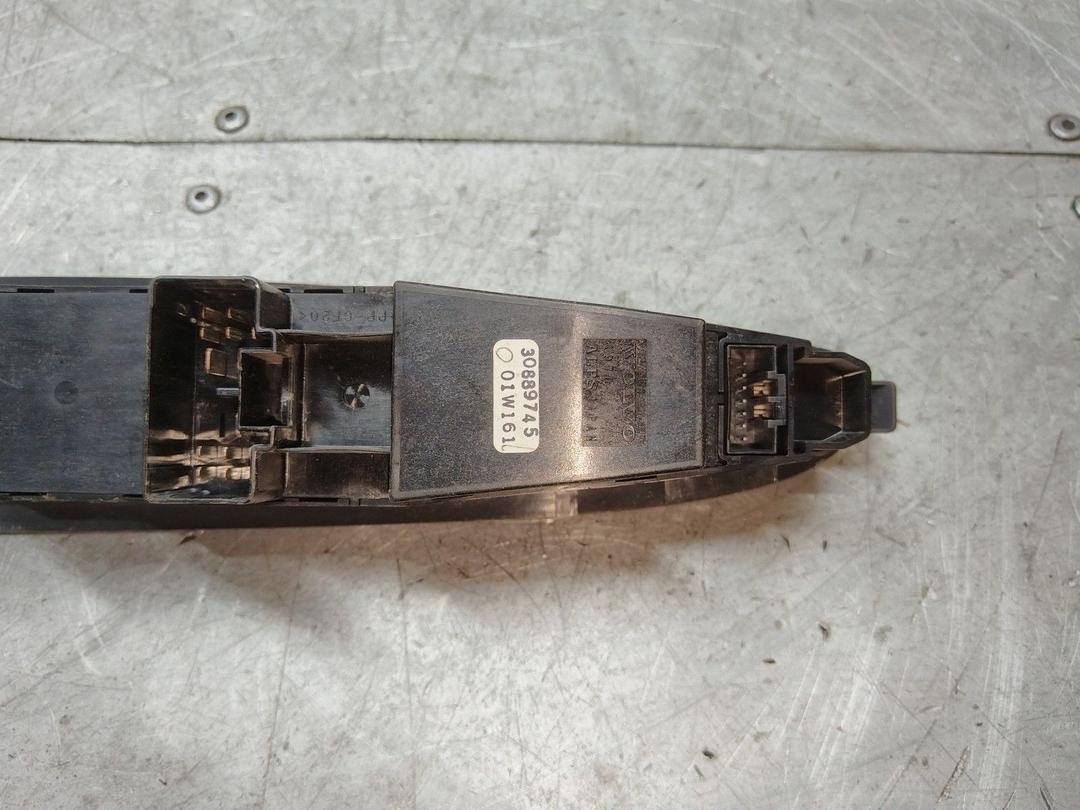 Блок управления стеклоподъемниками 9B6L8R Volvo V40 купить в магазине запчастей бу