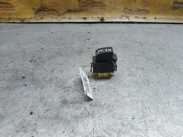 Кнопка стеклоподъемника заднего левого IB9S57 Toyota Avensis купить с доставкой