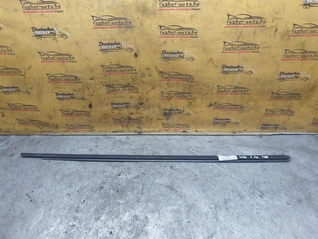 Молдинг стекла двери передней правой наружный MIRRK3 Peugeot 406 купить