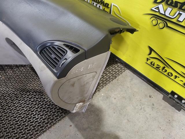 Панель передняя салона (торпедо) R4W0BG Citroen C5 undefined