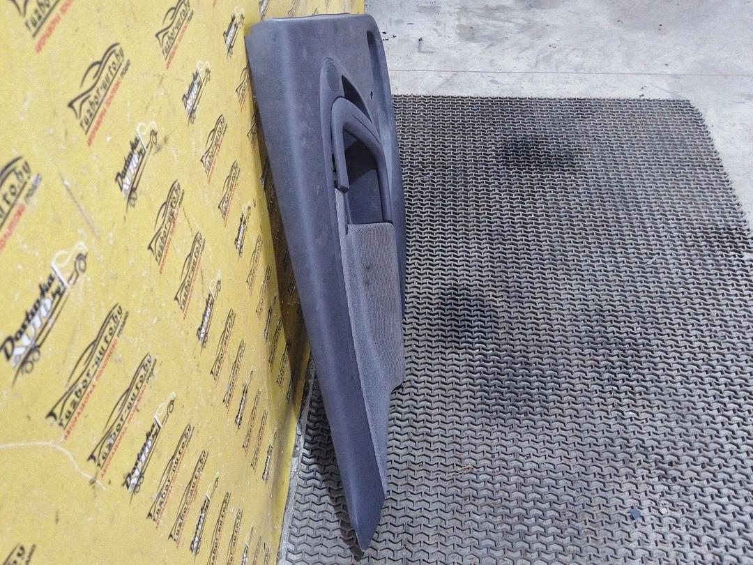 Обшивка двери задней левой (дверная карта) YFDHQ7 Skoda Fabia купить