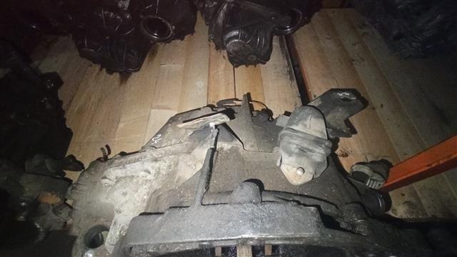 КПП механическая (МКПП) 5-ступенчатая 138D64 Renault Safrane купить