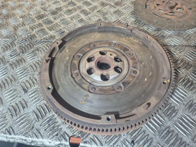 Комплект сцепления KHXB21 Volkswagen Caddy купить в магазине запчастей бу