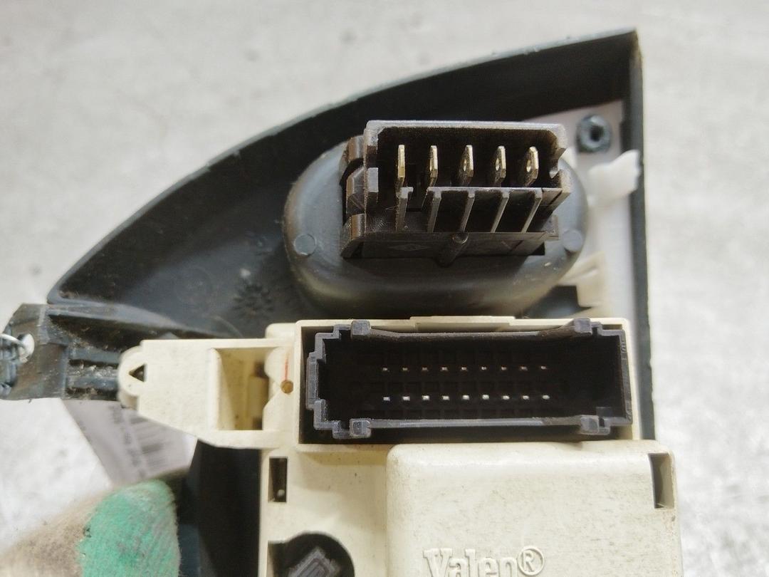 Блок управления печки/климат-контроля E01WQJ Renault Scenic купить на авторазборке
