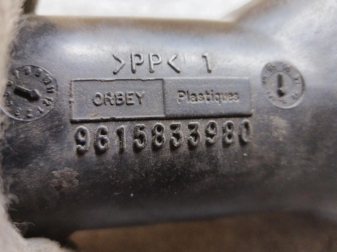 Патрубок воздушного фильтра WOKM6S Peugeot 405 - Фото 5