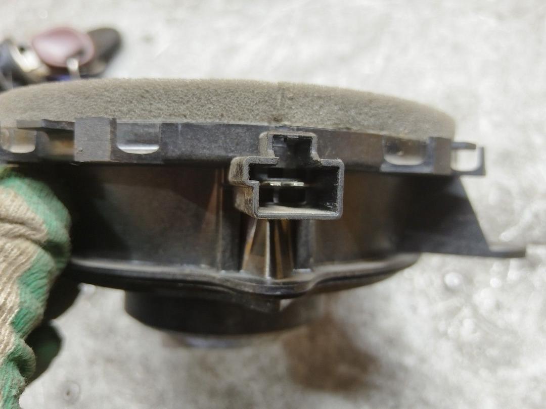 Динамик двери задней левой 2T758Z Volvo XC70 купить на авторазборке