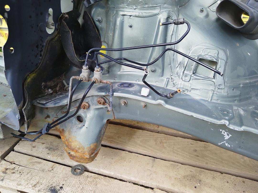 Лонжерон левый FOY0CR Skoda Octavia undefined